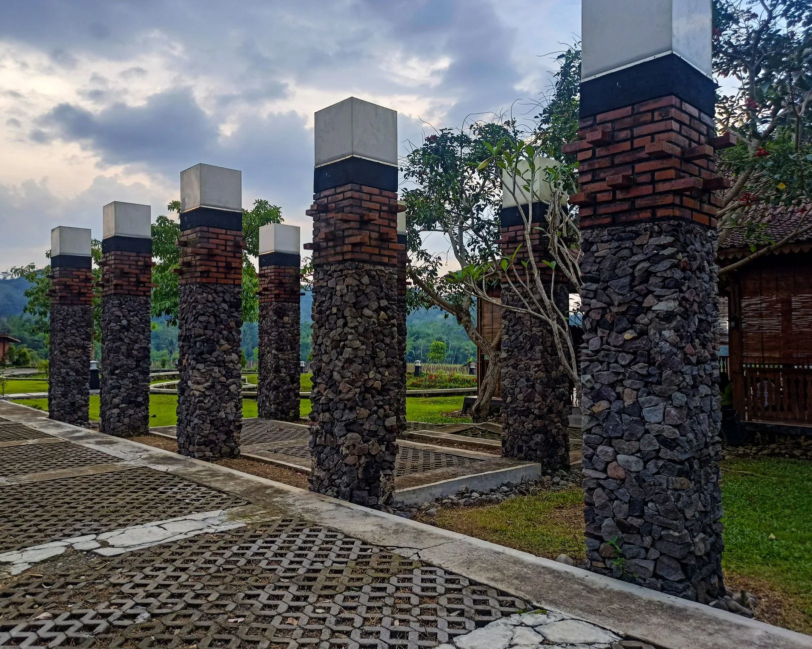 Omah Oblong Jogja